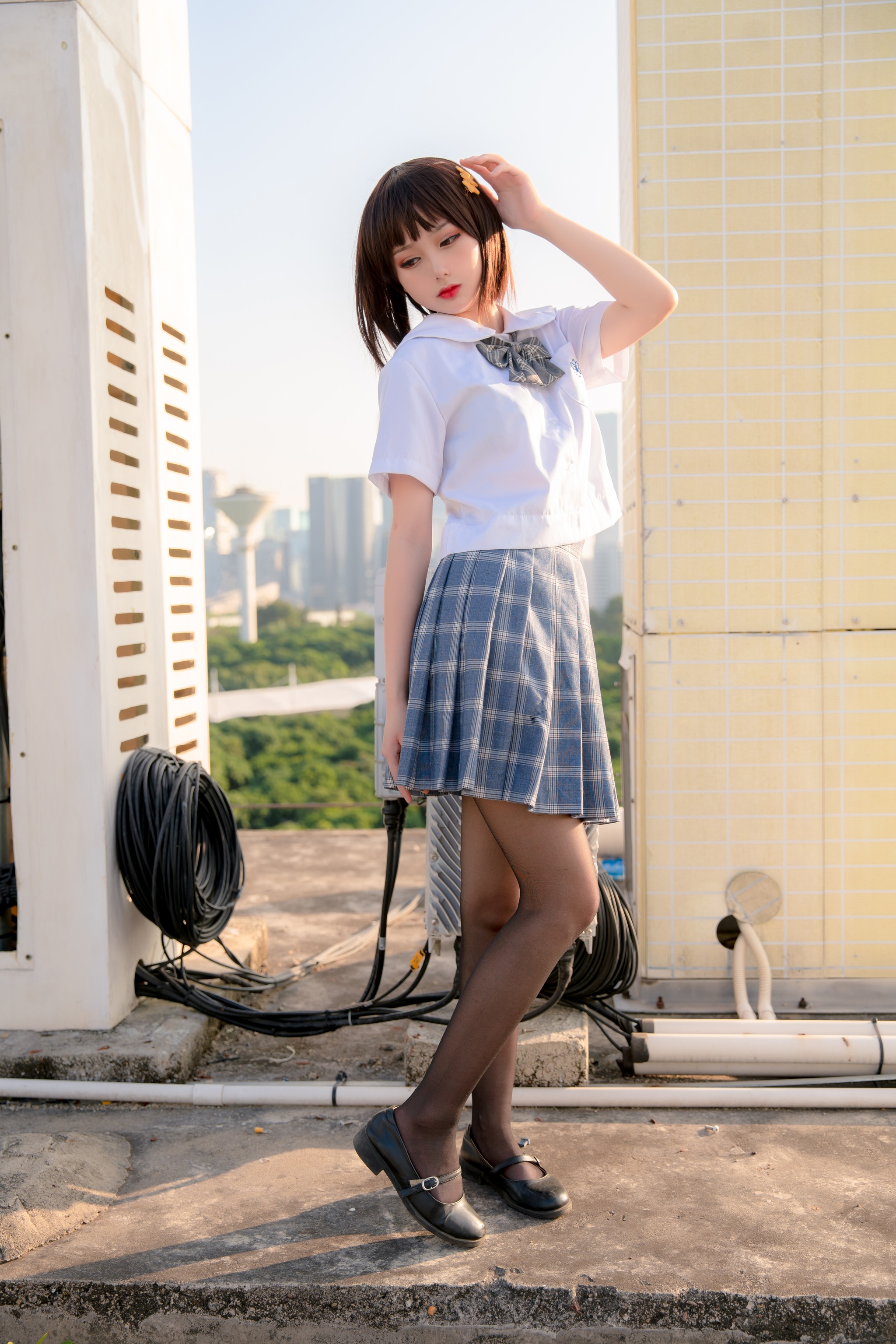 您的蛋蛋 - NO.004 天台JK [41P]-XikXak
